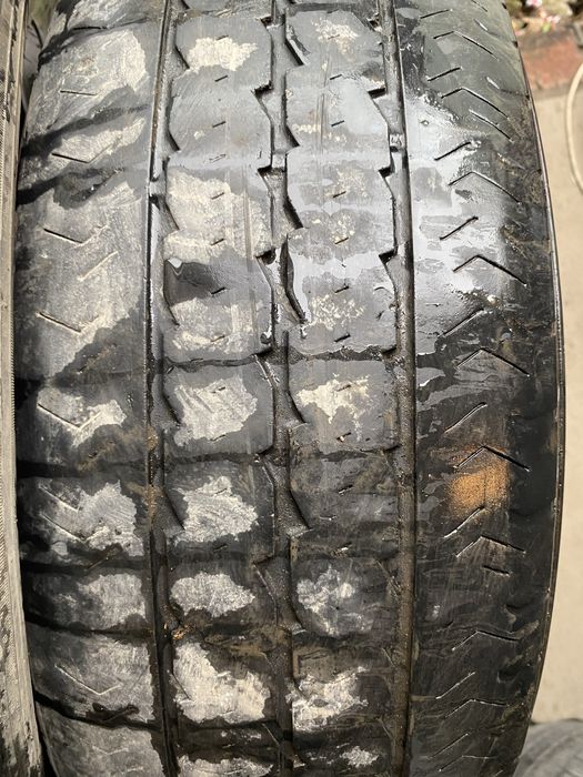 Резина на 15. C. 225/70.