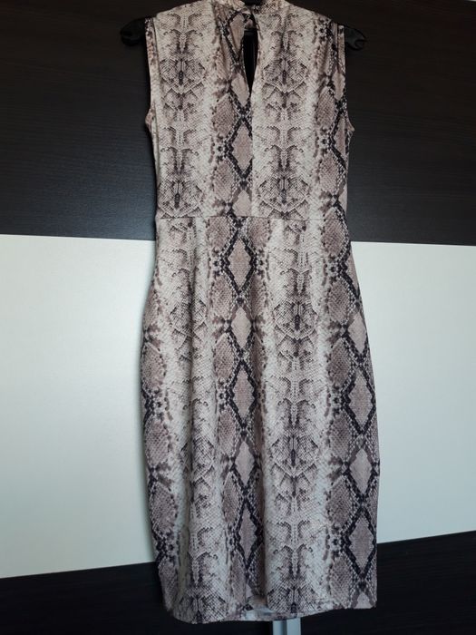 Парти рокля Orsay - змия принт, Нова с етикет-15€  Разпродажба!