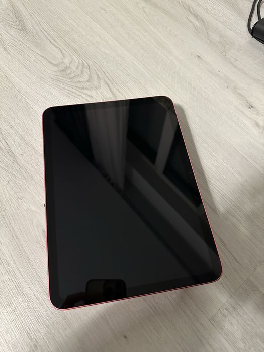 iPad 10 (Generația 10) 64GB Wi-Fi – Roz – Stare Impecabilă