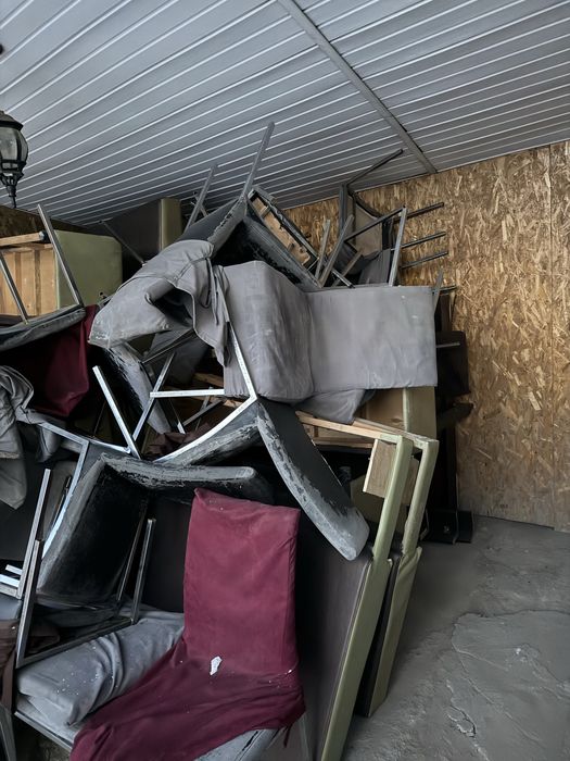 Продаются столы и стулья