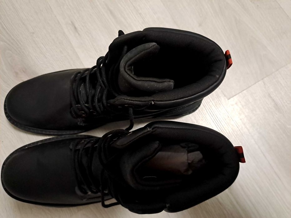 Черни Ботуши 46 номер