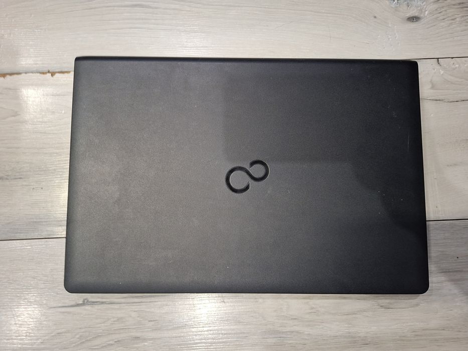 Fujitsu A555-i5 5200u/8гб/250гб ссд