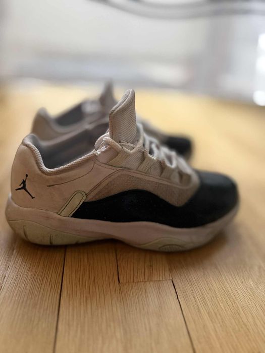 Маратонки    Nike