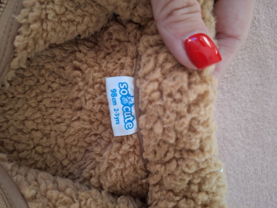 Vând hanorac mărimea 98