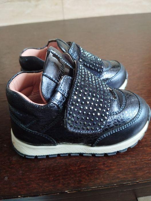 Ботинки для девочек