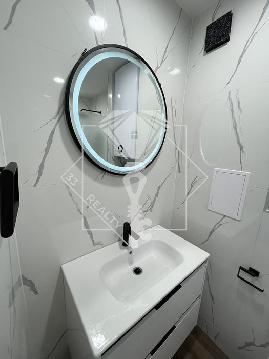 Продава се Двустаен апартамент в Пловдив, Христо Смирненски - 70 кв.м за 2072 €/кв.м - Снимка #9