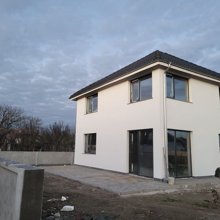 Casa proprie de vanzare