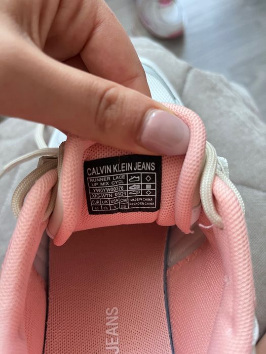 Calvin Klein маратонки