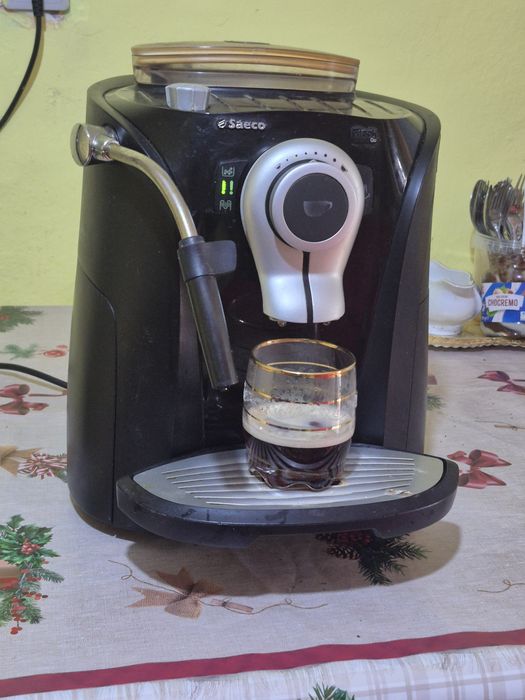 Vând urgent saeco black