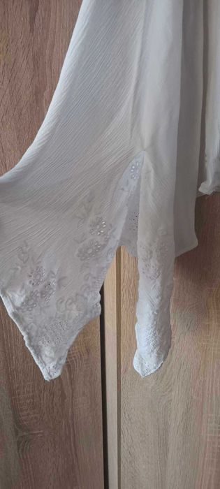 kimono alb brodat superb