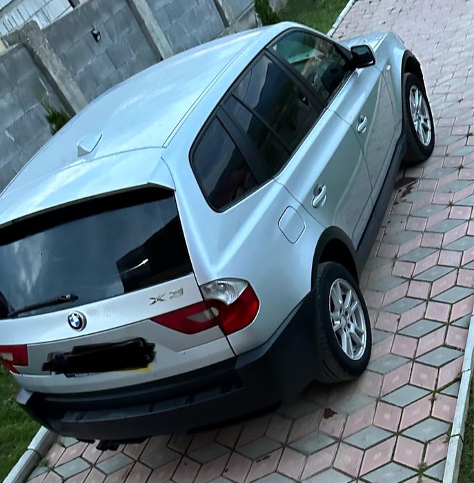 Vand bmw x3 in stare buna