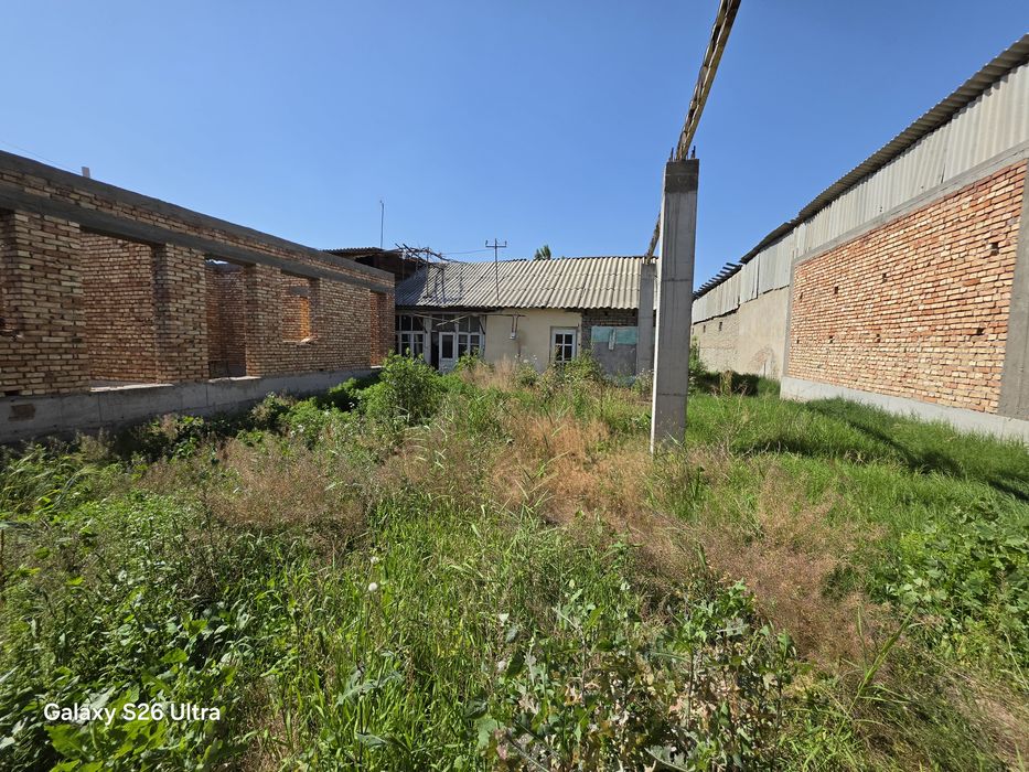 Xovli uy sotiladi xafiza masjid oldida