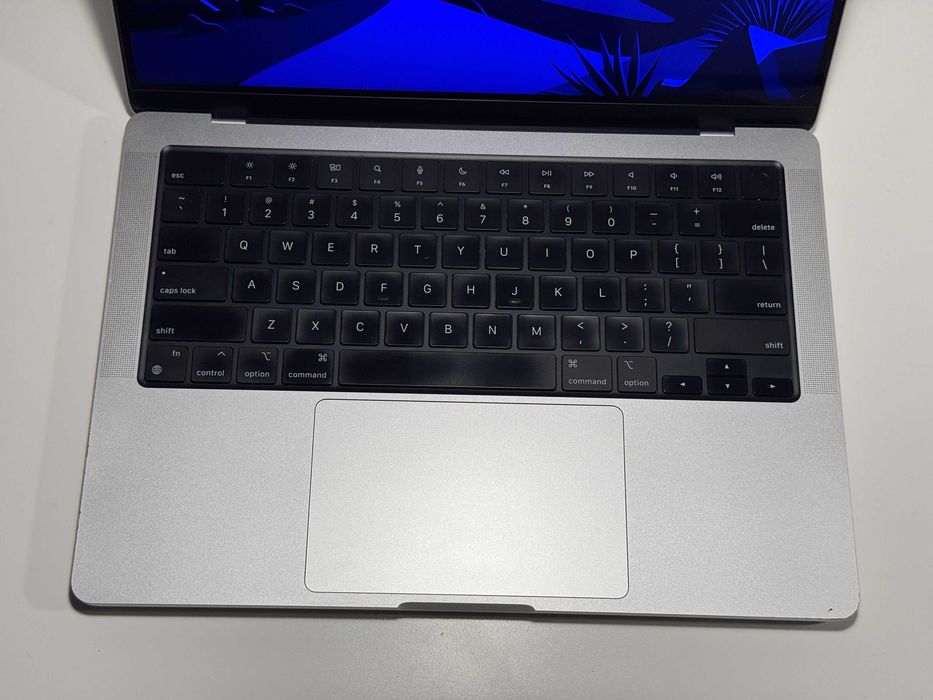 Apple Macbook Pro 14" M1 Pro 16 GB RAM 1 TB SSD