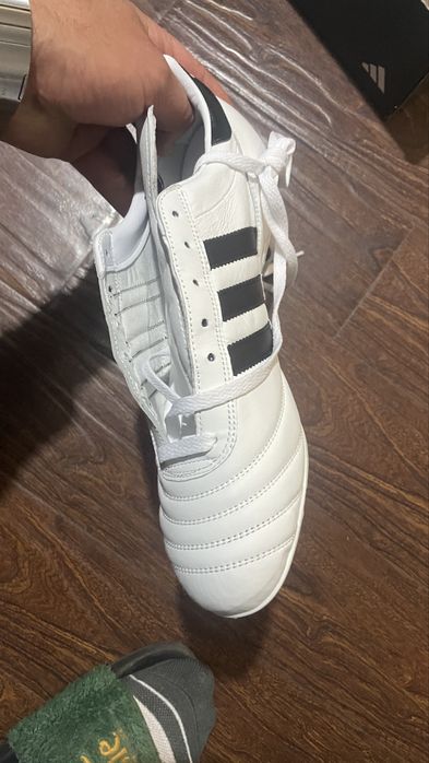 Crampoane Adidas Din piele naturala 44