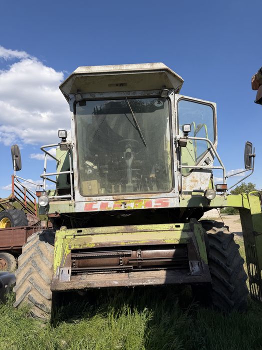 CLAAS  Dominator 106
