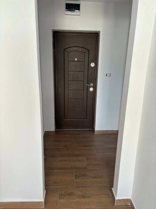 Garsonieră | piața mică | renovată integral | etajul 1