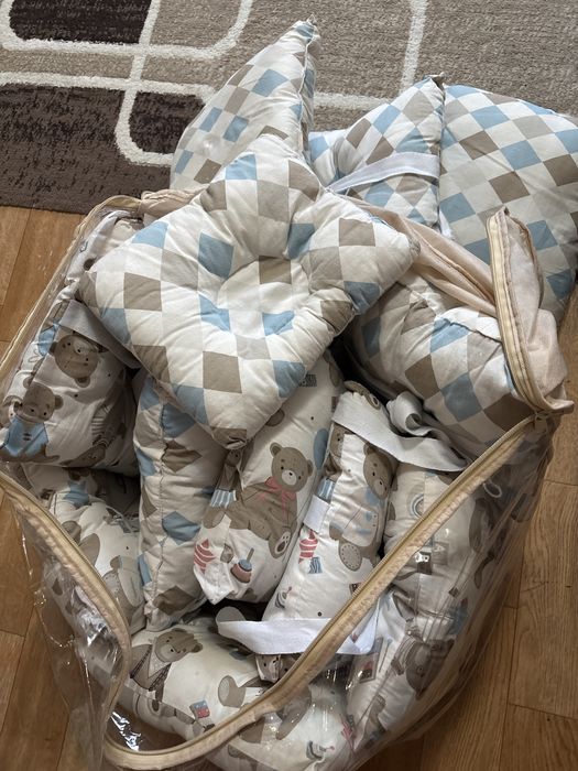 Бортики в кроватку