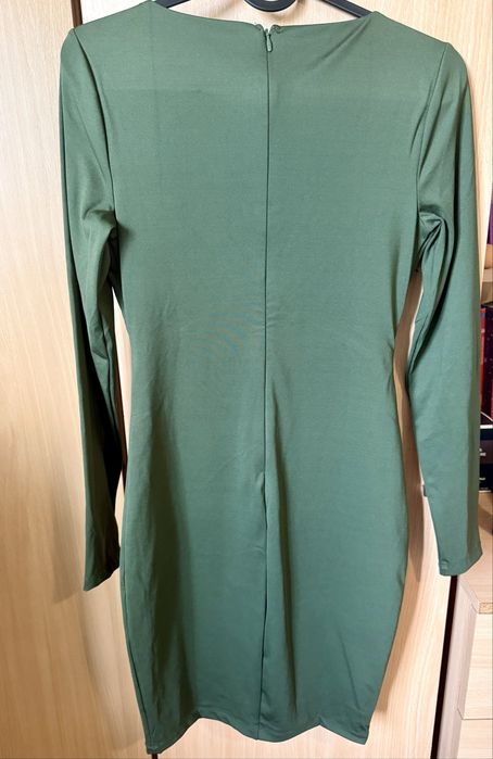 Рокля Guess размер Xs