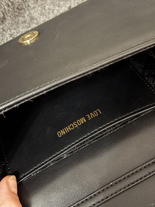 Gentuta  Love Moschino neagra originala