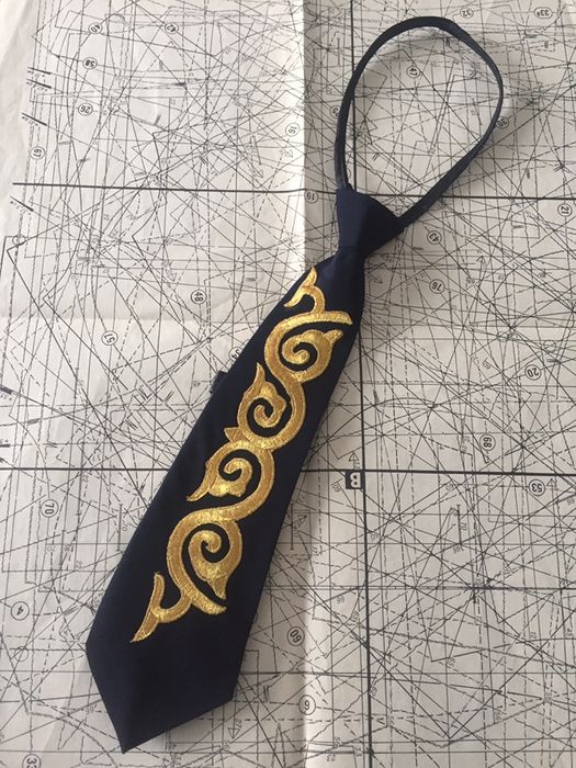 Школьный галстук