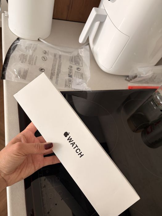 Часы Apple Watch SE