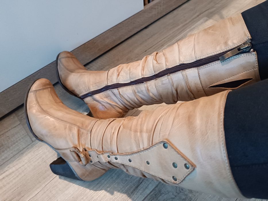 Дамски боти и ботуши естествена кожа