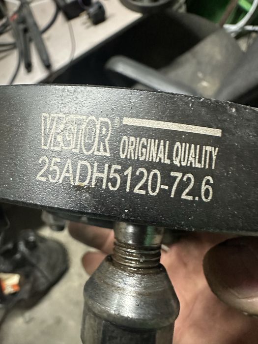 Проставки Vector на BMW E53 (расширитель колеи)