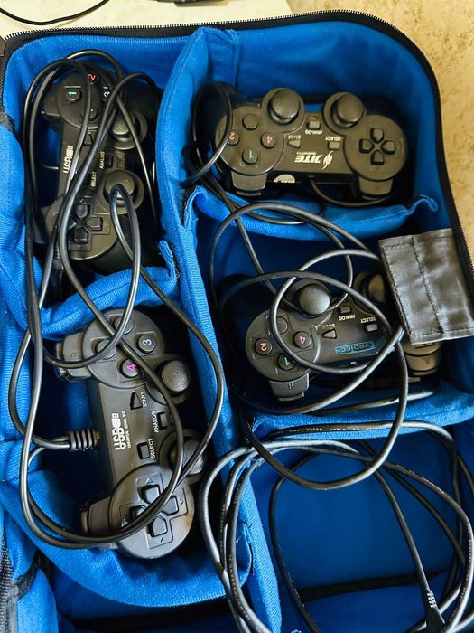 3 В 1 - СУМКА ДЛЯ PLAY STATION 4, Джойстик для ПК, USB кабел,