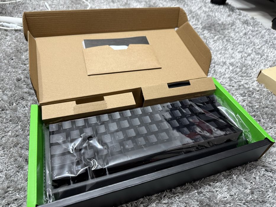 Razer blackwidow v3 mini hyperspeed yellow swich в гаранция