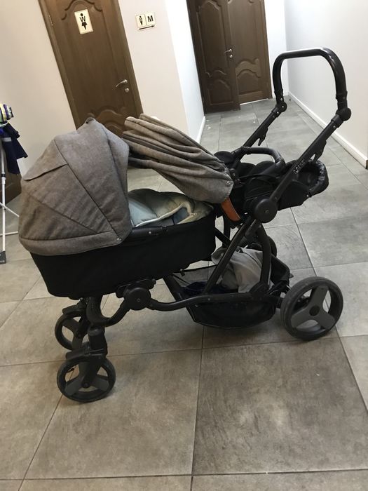 Коляска для двойни