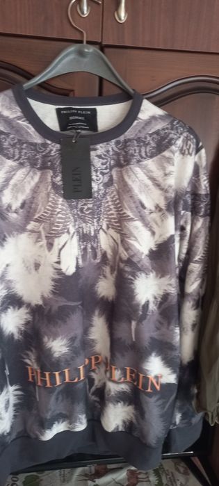 Продавам Нов екип и Нови туники и блузи и Горни анцузи