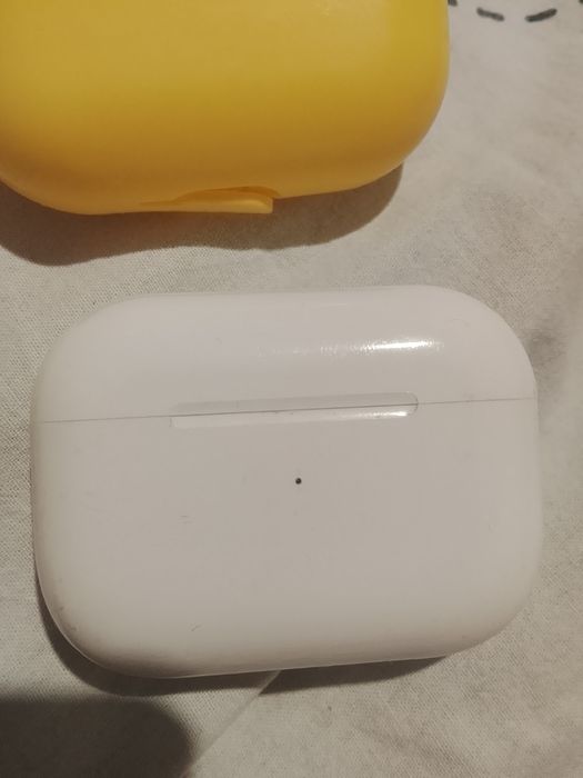 Продам наушники AirPodsPro