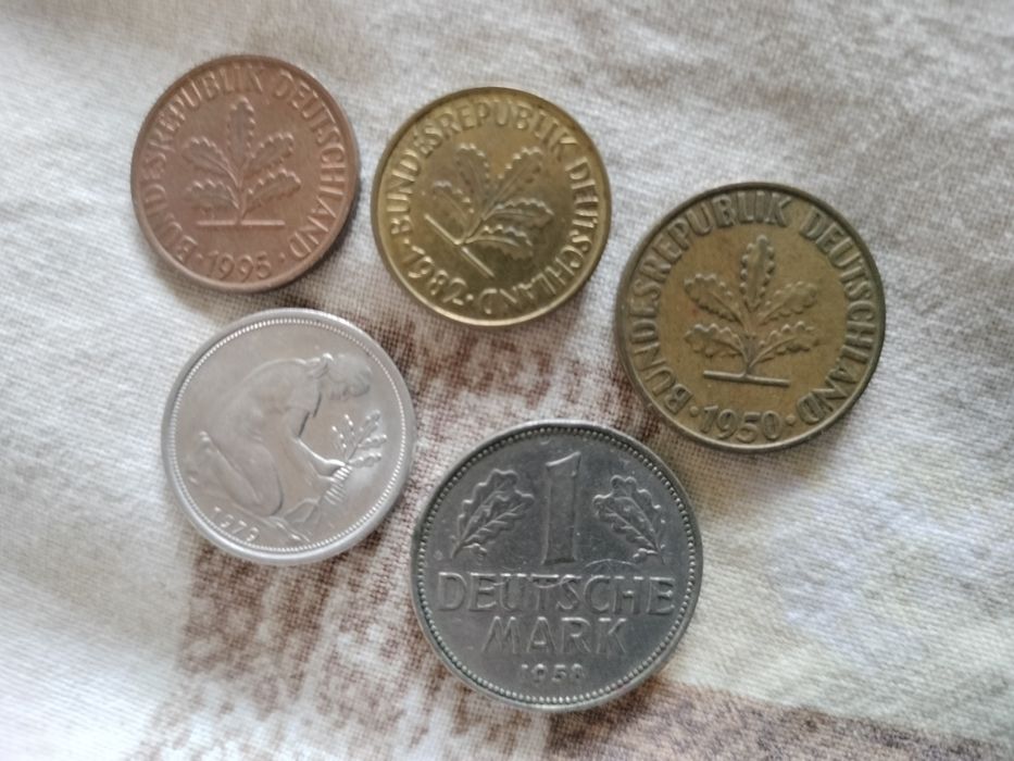 Всякакви монети .