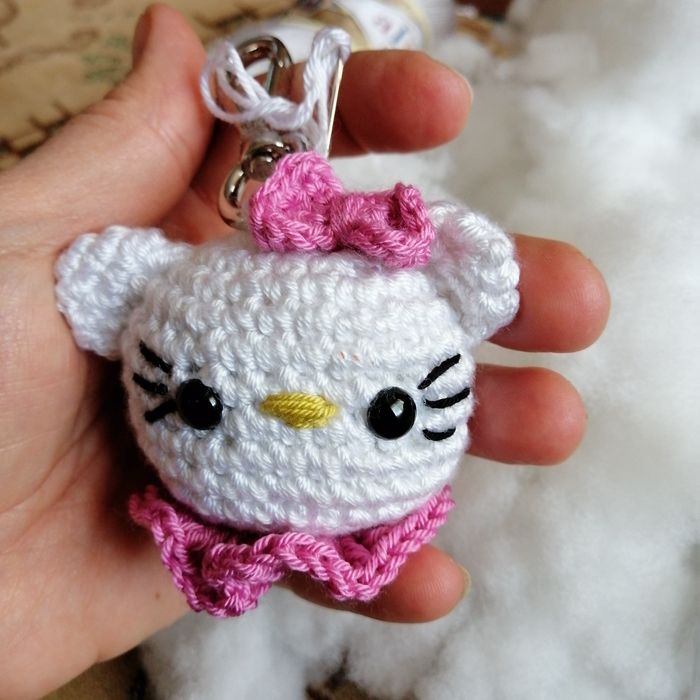 Emoticoane, jucării croșetate,