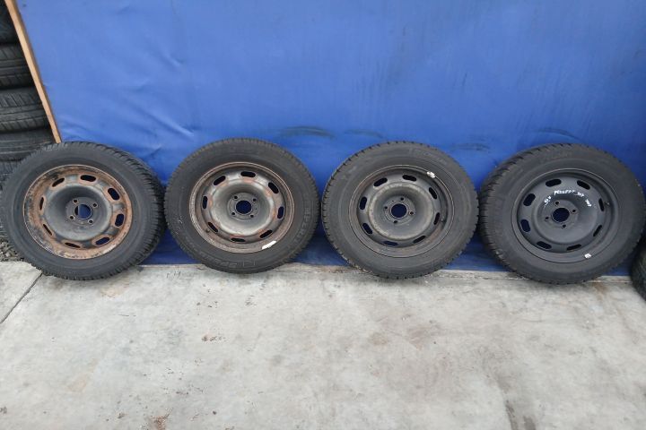 Jante tabla cu anvelope 15 - set 195/65 R16 195/65 R16 Peugeot 307 1