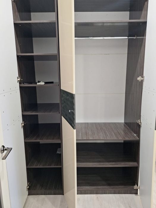 Шкаф продам срочна