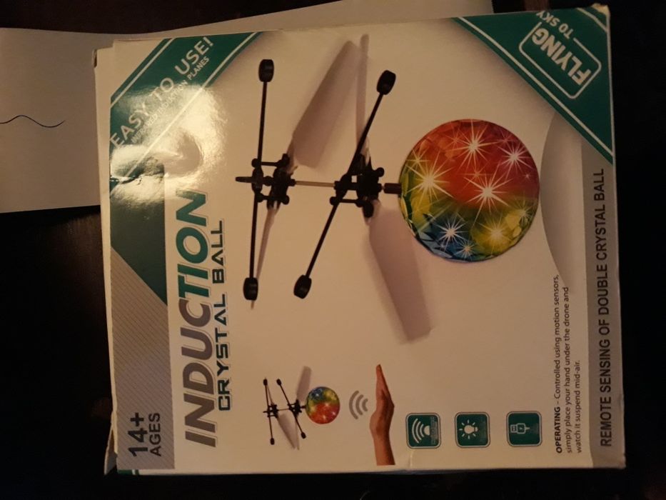 Drona elicopter cu telecomanda