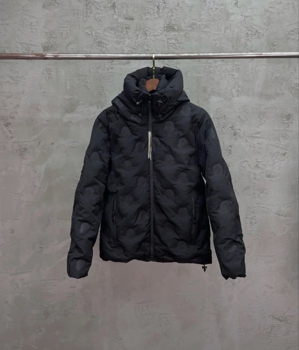 ТОП Monc*er черно яке