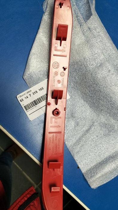 Catadioptru STANGA spate BMW seria 3 (F34)