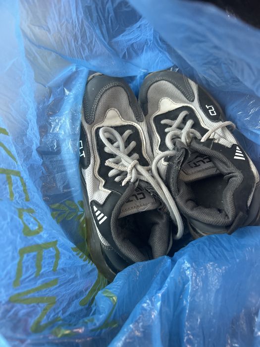 Отдам даром вещи на дев и мал