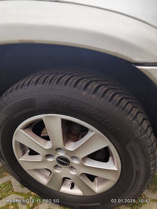 Vând Toyota RAV4 4×4