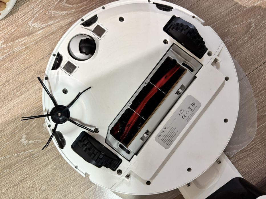 Продам робот пылесос