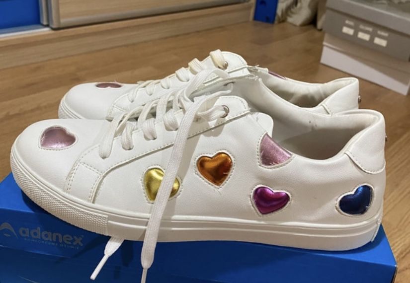 Adidasi dama piele Tata Italia