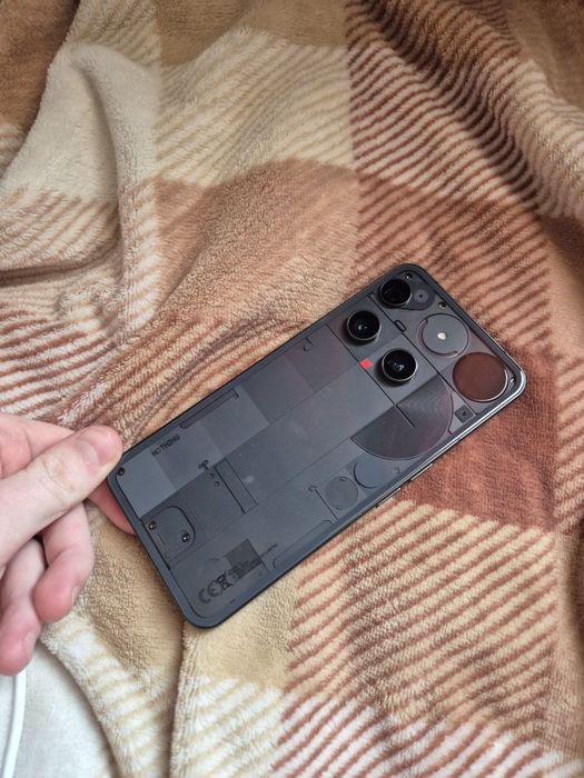 *БАРТЕР* Телефонът е като нов