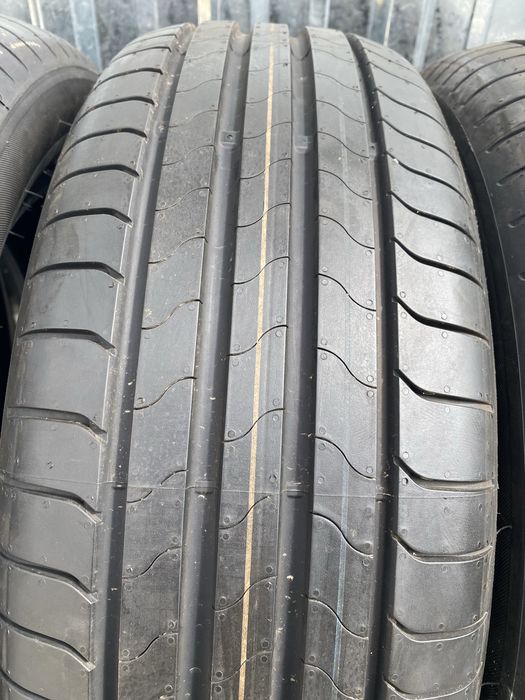 215/60/17  Бриджстоун Летни