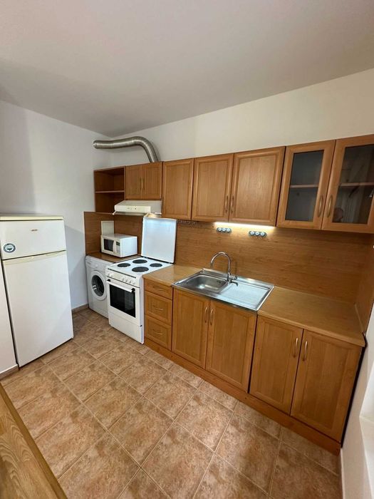 Продава се Тристаен апартамент в Пловдив, Кършияка - 84 кв.м за 2679 €/кв.м - Снимка #3