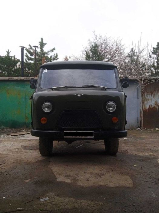 Uaz sotiladi vikup bor