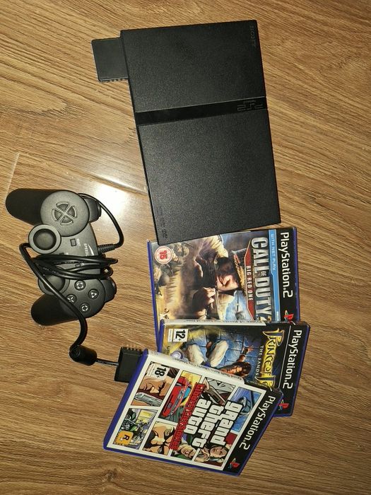 PlayStation 2 Slim nemodat + 3 jocuri