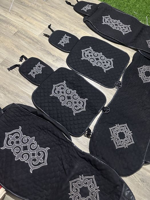 Продаю авточехол чехол на авто