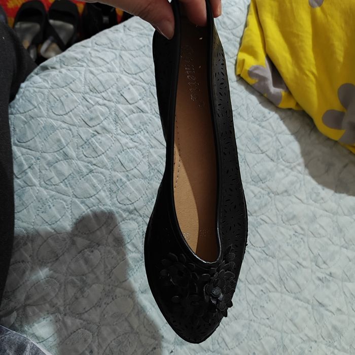 Обувь для девушки, размер 36-36,5 на узкую стопу, в отличном состоянии